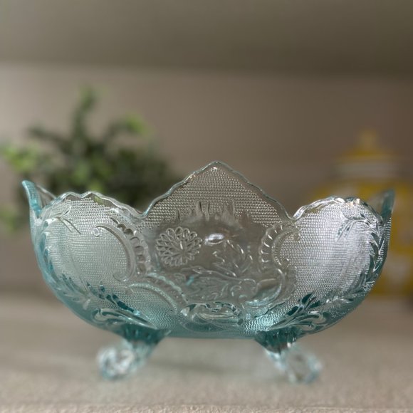 1940s Scalloped Edge Floral Glassware by Jeannette Lombardi - Picture 1 of 4